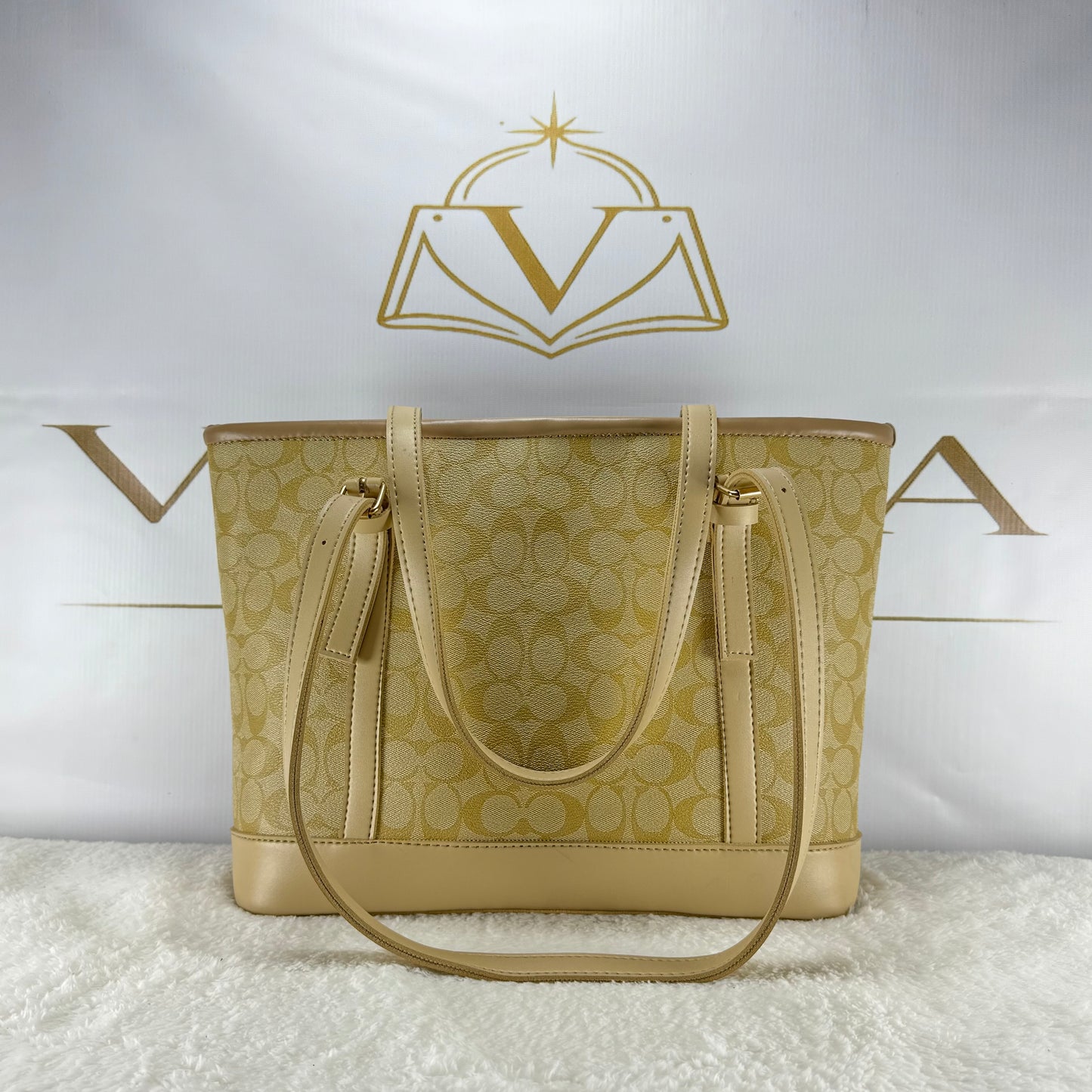 Luxury Designer Inspired Tote Bag for Women | Premium Fashion Shoulder Handbag by Vinca