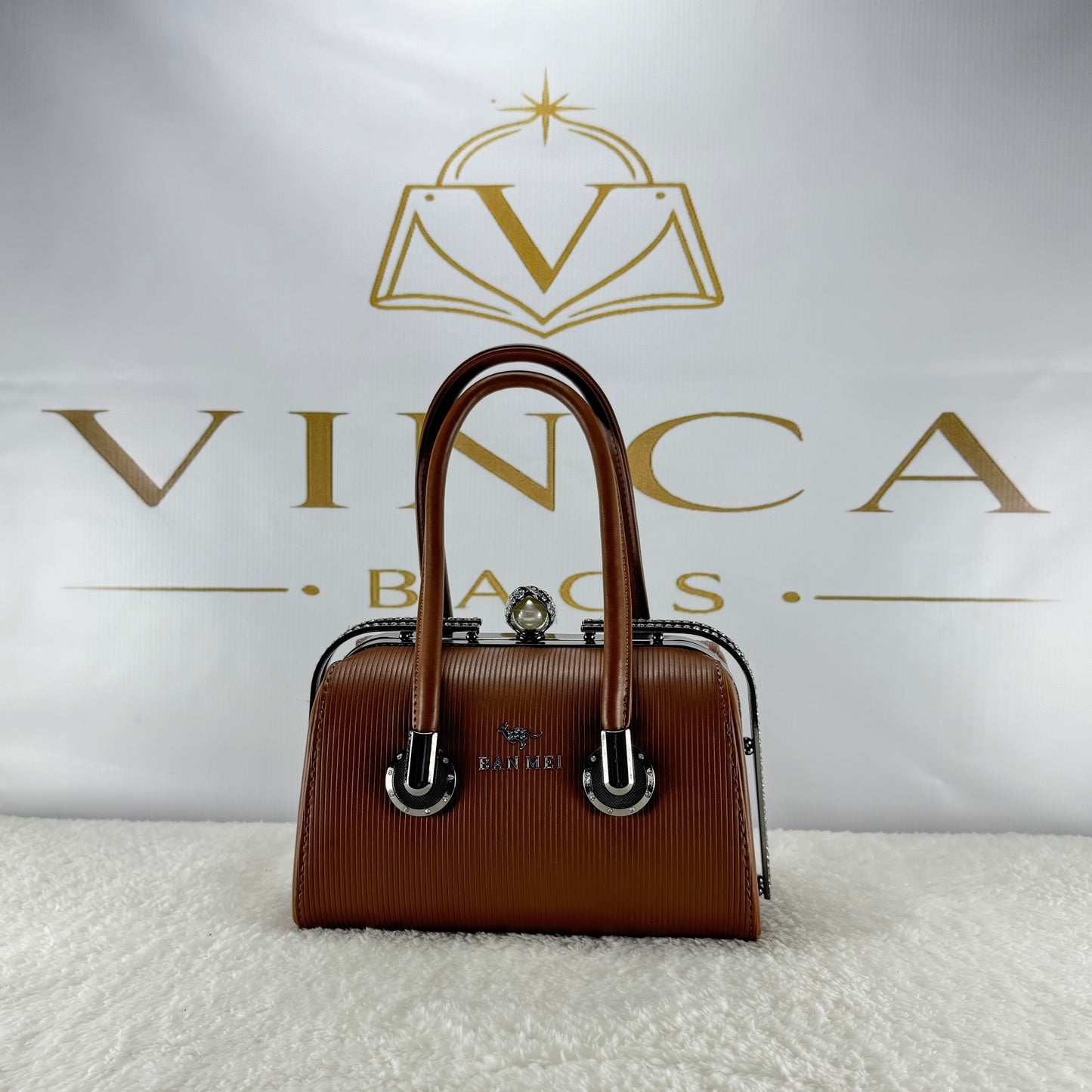 Vinca Elegant Pearl Clasp Handbag | Luxury Women’s Structured Purse